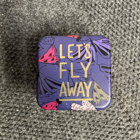 FOSSIL Metal Tin Let's Fly Away Travel Watch Trinket - Picture 1 of 4